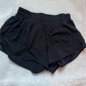 Black hottie hot lulu shorts